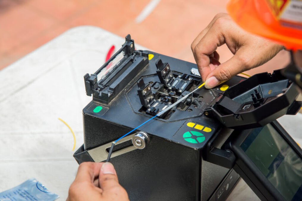 fibre optix solutions Birmingham fibre optix solutions Birmingham