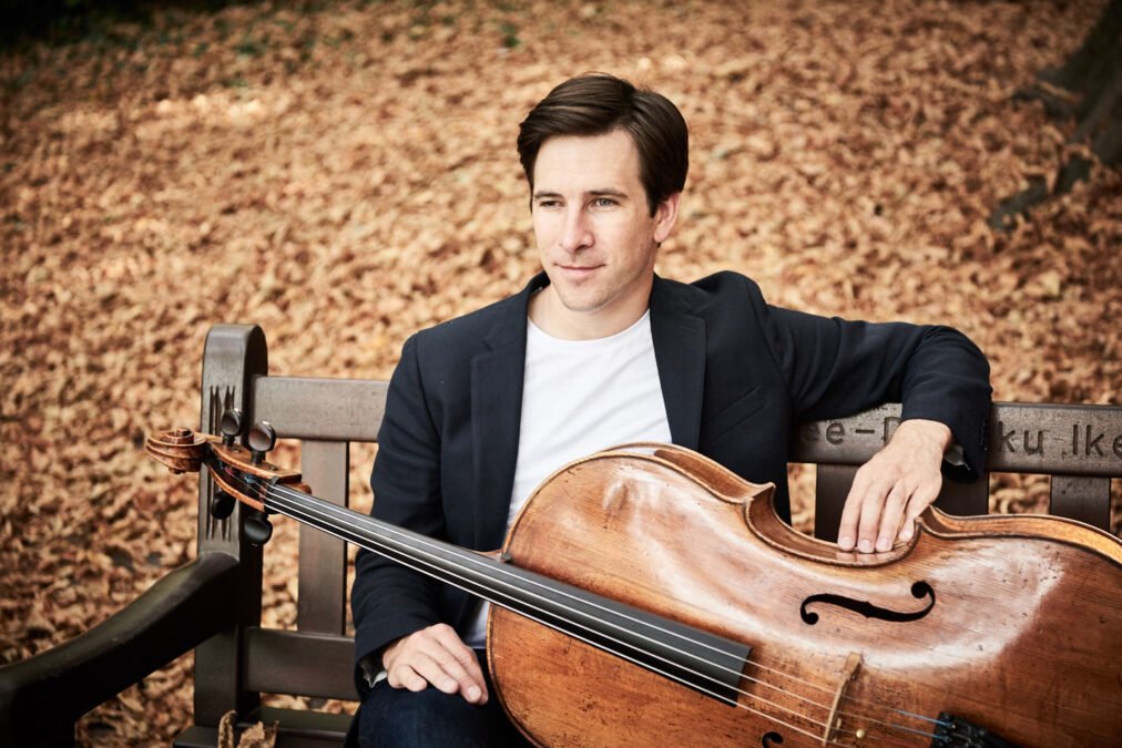 magnus johnston violin