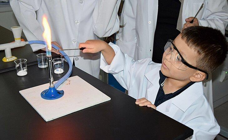 bunsen burner flame